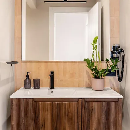 Aprile Apartament